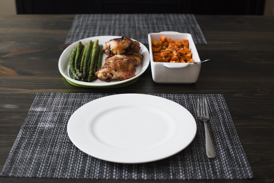 The 4 PM Dinner Decision: Stop Negotiating When You’re Hungry